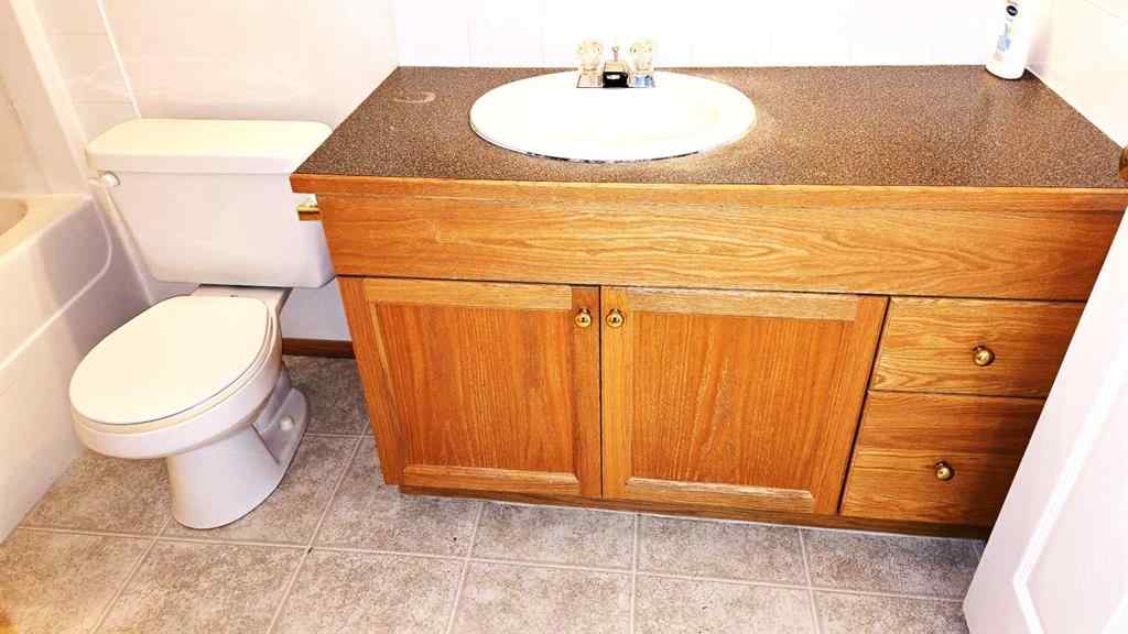 MLS® A2229009 - 6591 Pinecliff Grove NE in Pineridge Calgary, Residential