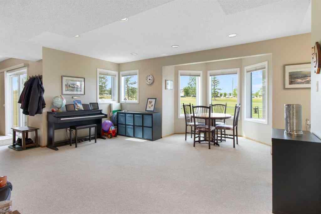 MLS® A2229038 - 33 LAKESIDE GREENS CLOSE   in Lakeside Greens Chestermere, Residential