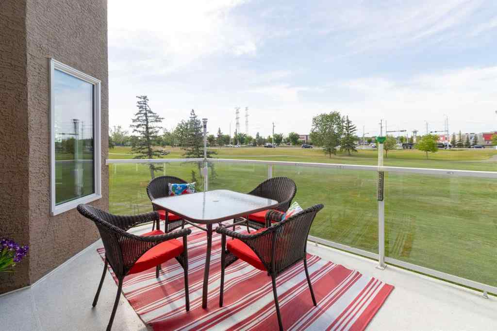 MLS® A2229038 - 33 LAKESIDE GREENS CLOSE   in Lakeside Greens Chestermere, Residential
