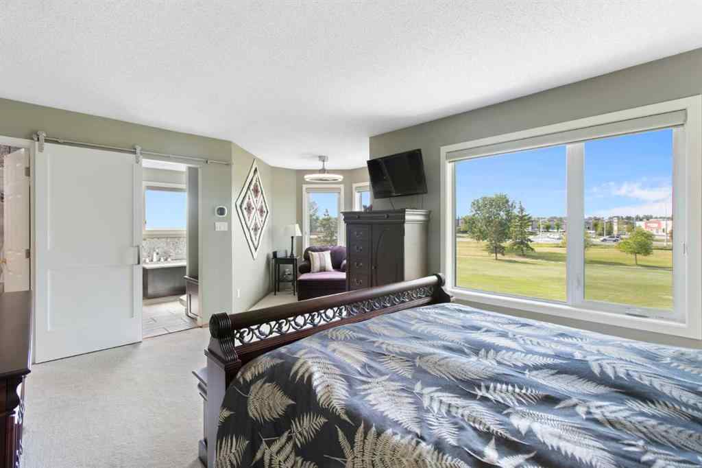 MLS® A2229038 - 33 LAKESIDE GREENS CLOSE   in Lakeside Greens Chestermere, Residential
