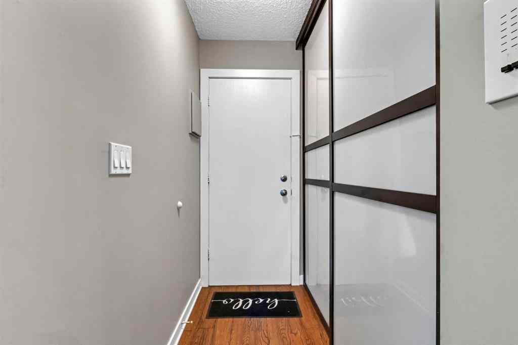 MLS® A2229065 - Unit #104B 5601 Dalton Drive NW in Dalhousie Calgary, Residential
