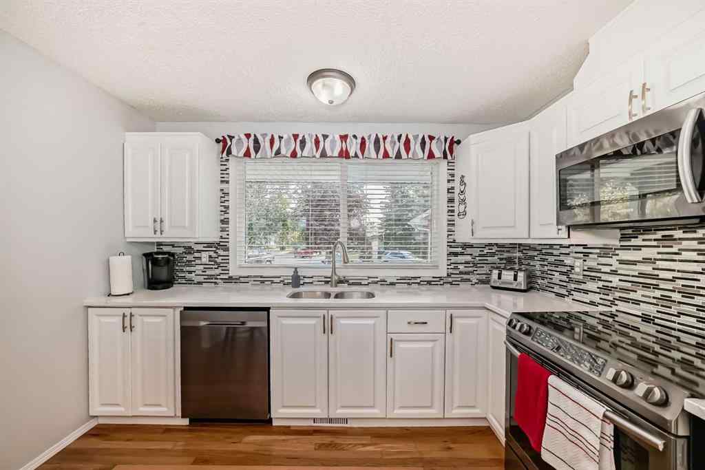 MLS® A2229131 - 420 Whitehorn Place NE in Whitehorn Calgary, Residential