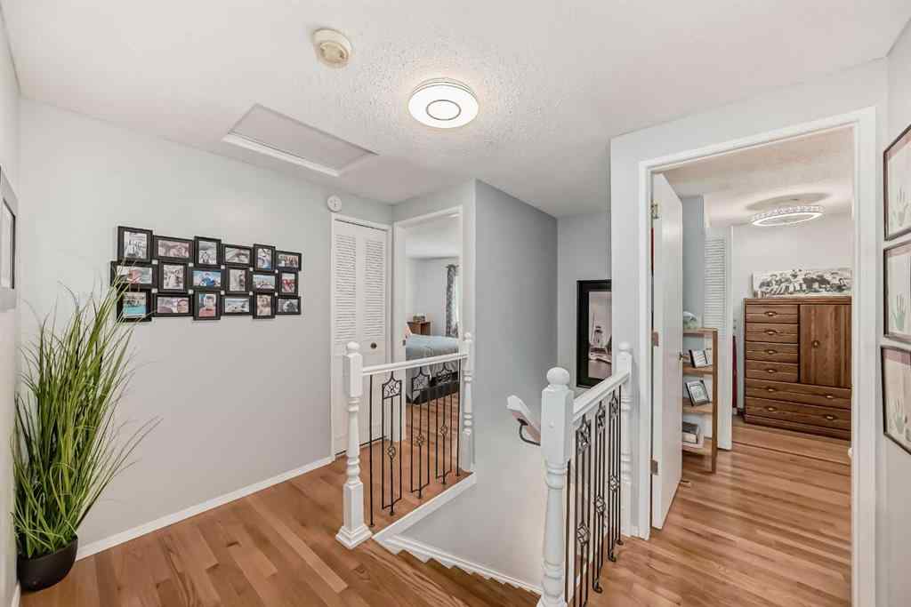 MLS® A2229131 - 420 Whitehorn Place NE in Whitehorn Calgary, Residential