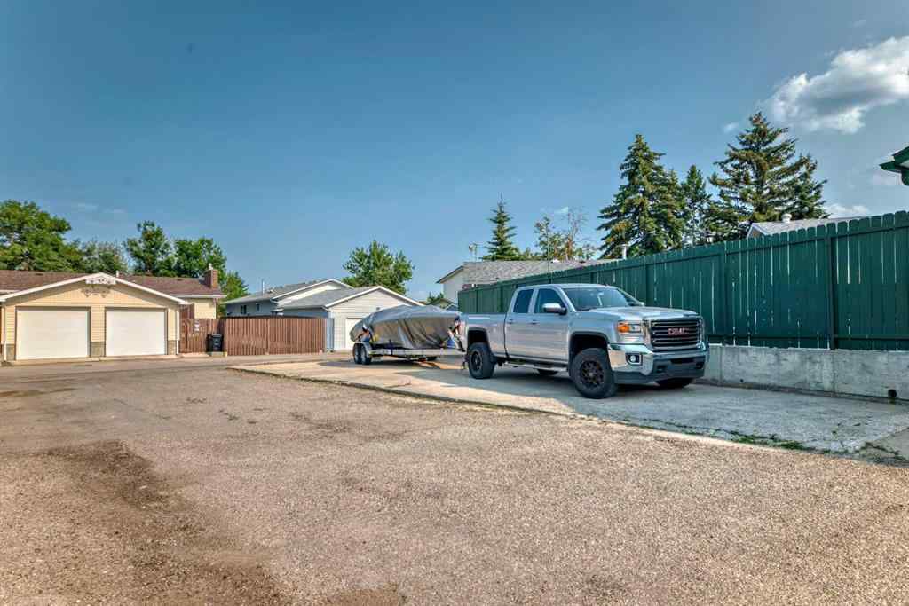MLS® A2229131 - 420 Whitehorn Place NE in Whitehorn Calgary, Residential