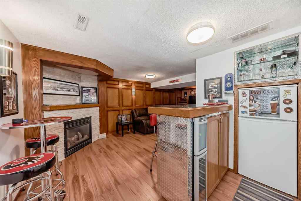 MLS® A2229131 - 420 Whitehorn Place NE in Whitehorn Calgary, Residential