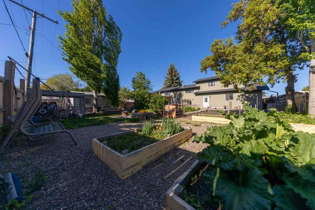 MLS® A2229136 - 87 3 Street  in NONE Lashburn, Residential