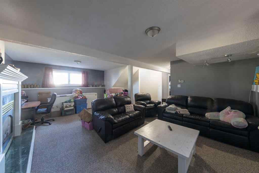 MLS® A2229136 - 87 3 Street  in NONE Lashburn, Residential