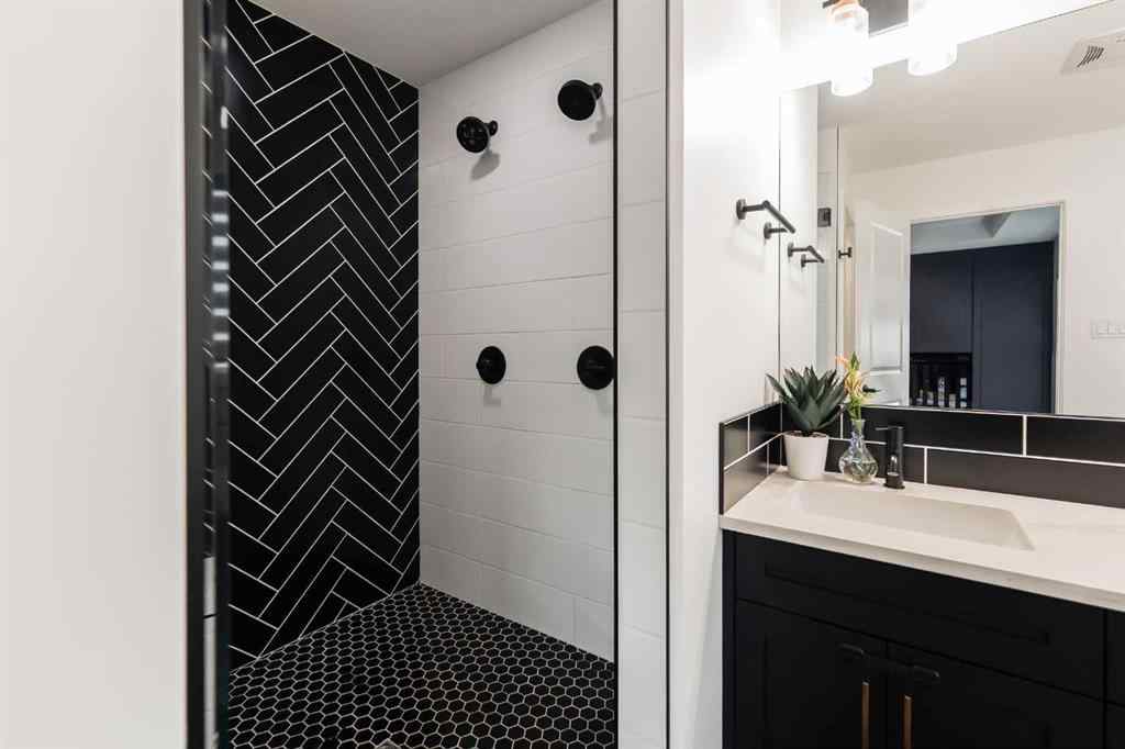 MLS® A2229163 - 692 Sixmile Crescent S in Southgate Lethbridge, Residential