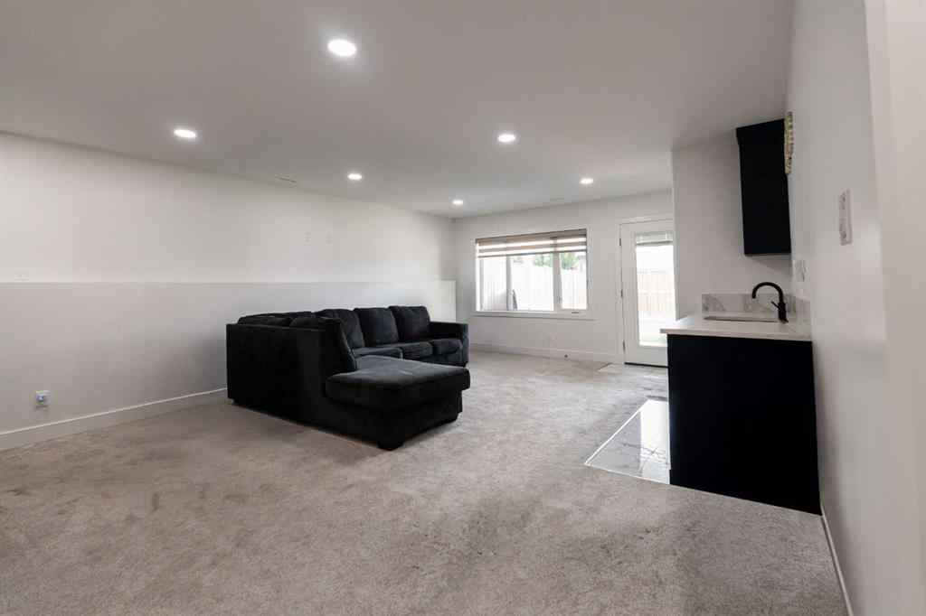 MLS® A2229163 - 692 Sixmile Crescent S in Southgate Lethbridge, Residential