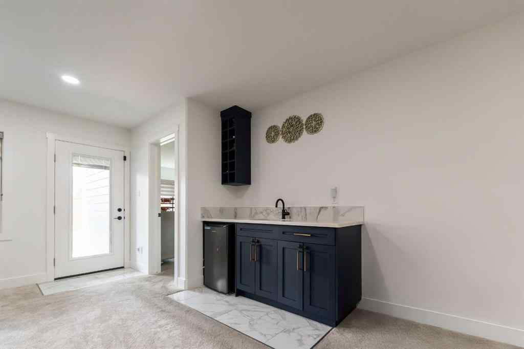 MLS® A2229163 - 692 Sixmile Crescent S in Southgate Lethbridge, Residential