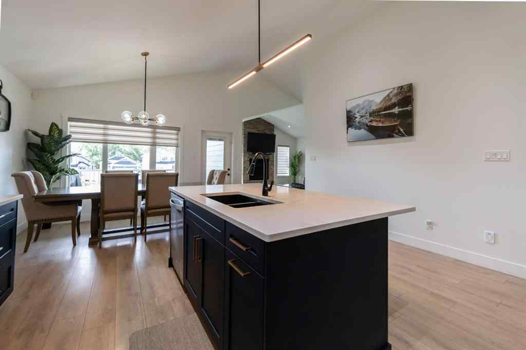 MLS® A2229163 - 692 Sixmile Crescent S in Southgate Lethbridge, Residential