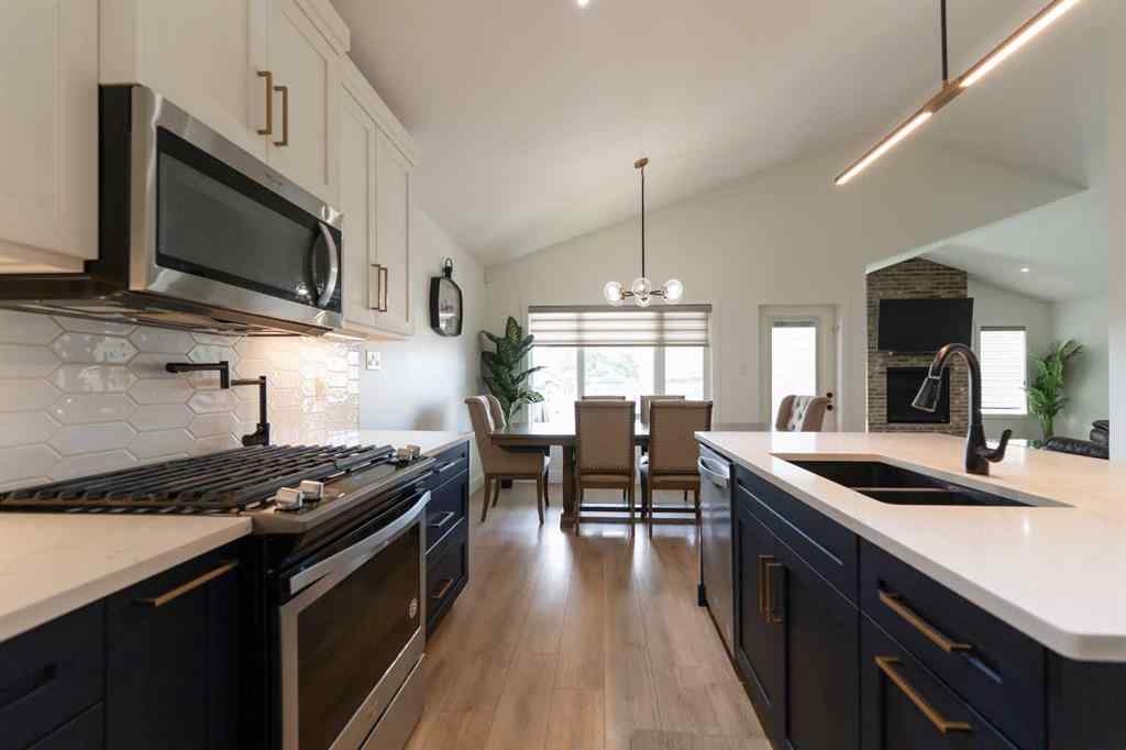 MLS® A2229163 - 692 Sixmile Crescent S in Southgate Lethbridge, Residential