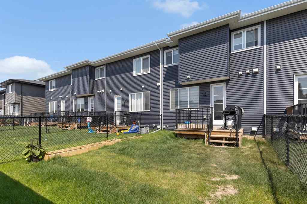 MLS® A2229190 - 1187 Lanark Boulevard SE in Lanark Airdrie, Residential