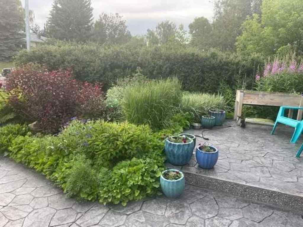 MLS® A2229195 - 3140 46 Street SW in Glenbrook Calgary, Residential