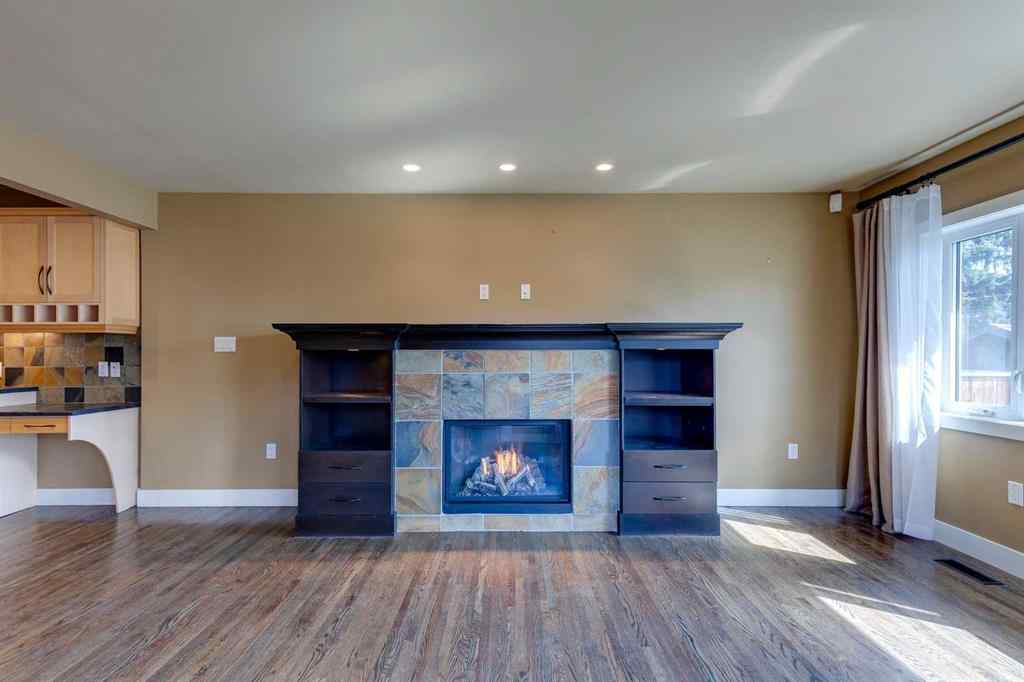 MLS® A2229195 - 3140 46 Street SW in Glenbrook Calgary, Residential