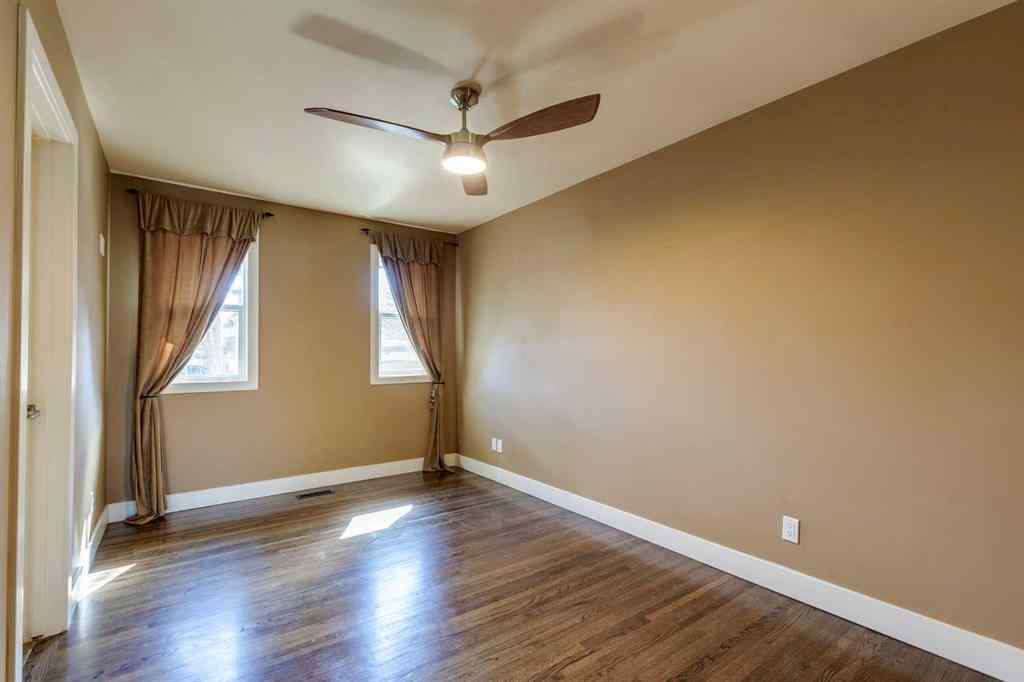 MLS® A2229195 - 3140 46 Street SW in Glenbrook Calgary, Residential