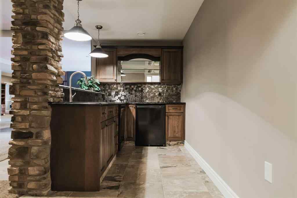 MLS® A2229237 - 8018 Tamarack Close  in Taylor Estates Rural Grande Prairie No. 1, County of, Residential