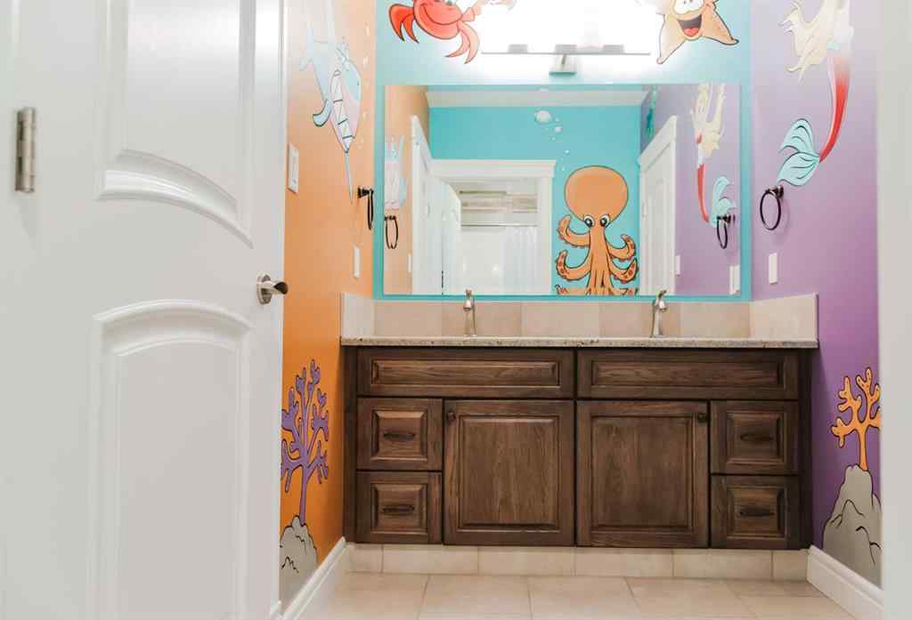 MLS® A2229237 - 8018 Tamarack Close  in Taylor Estates Rural Grande Prairie No. 1, County of, Residential