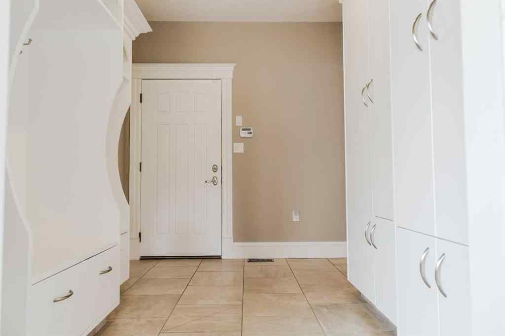 MLS® A2229237 - 8018 Tamarack Close  in Taylor Estates Rural Grande Prairie No. 1, County of, Residential