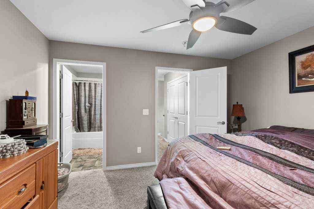 MLS® A2229265 - 39 Hampton Crescent  in Hewlett Park Sylvan Lake, Residential