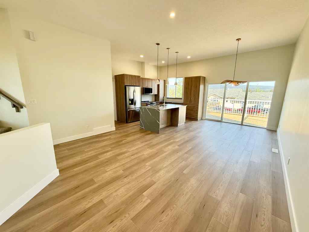 MLS® A2229266 - 124 TRESTLE Place  in Terrace Heights Hinton, Residential