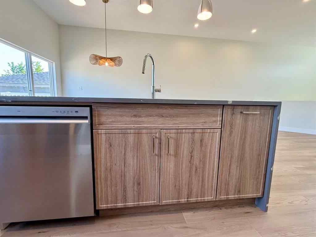MLS® A2229266 - 124 TRESTLE Place  in Terrace Heights Hinton, Residential