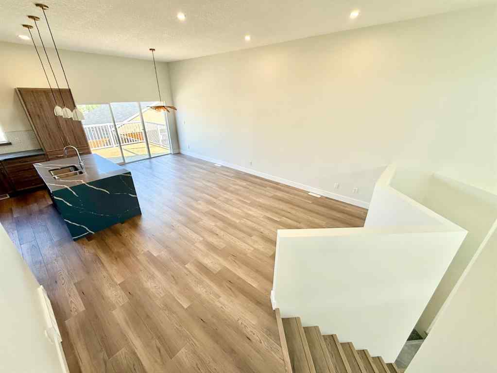 MLS® A2229266 - 124 TRESTLE Place  in Terrace Heights Hinton, Residential