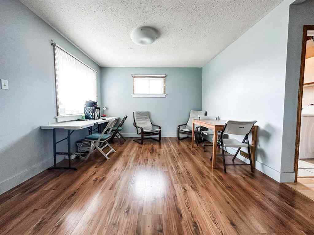 MLS® A2229275 - 5013 53 Street  in Downtown West Stettler, Residential