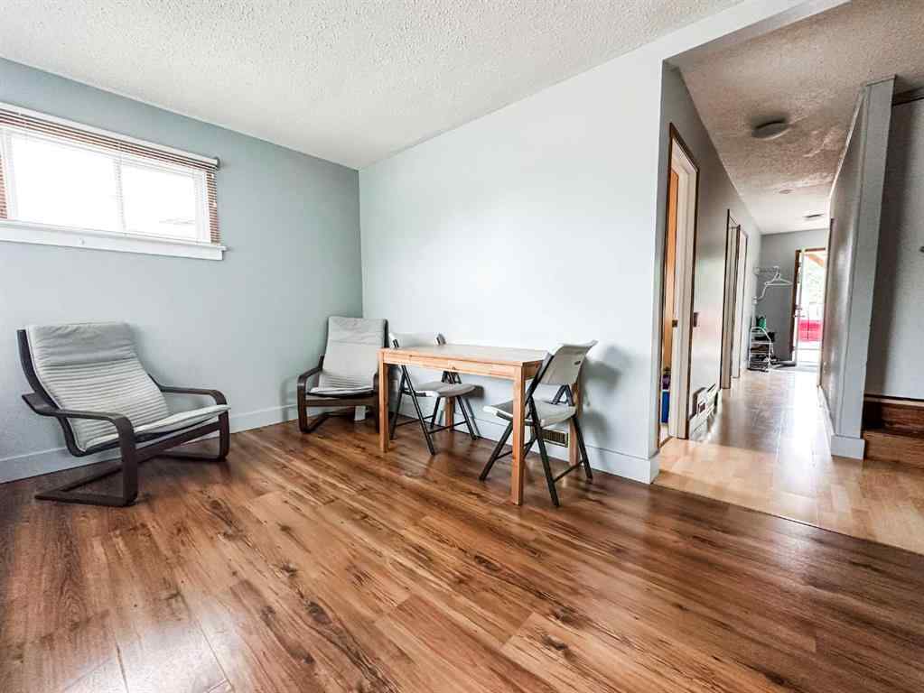 MLS® A2229275 - 5013 53 Street  in Downtown West Stettler, Residential