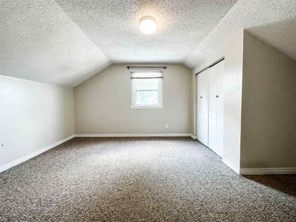 MLS® A2229275 - 5013 53 Street  in Downtown West Stettler, Residential