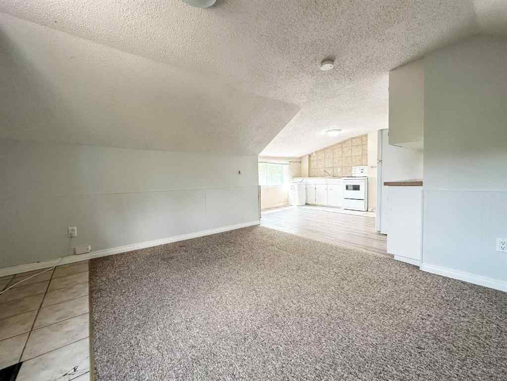 MLS® A2229275 - 5013 53 Street  in Downtown West Stettler, Residential