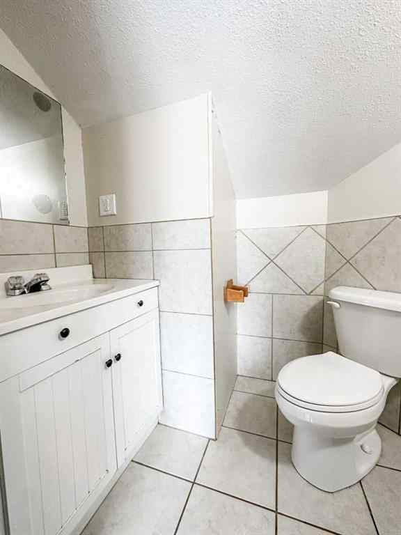 MLS® A2229275 - 5013 53 Street  in Downtown West Stettler, Residential