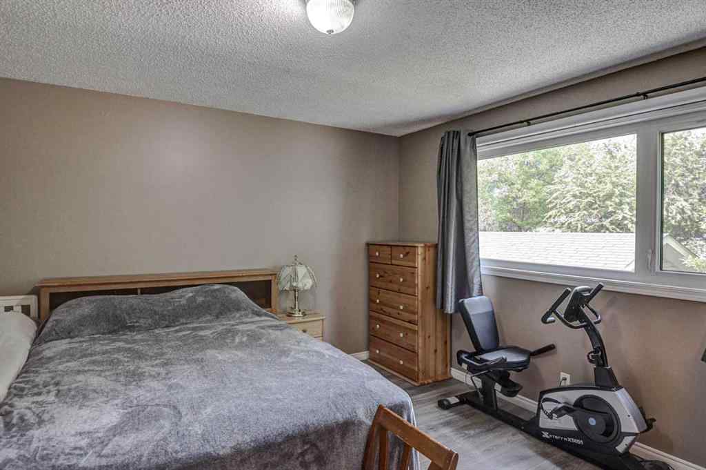 MLS® A2229311 - 623 Lake Simcoe Close SE in Lake Bonavista Calgary, Residential
