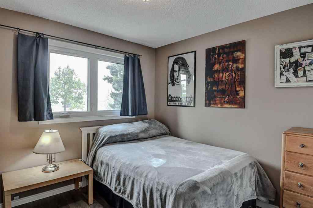 MLS® A2229311 - 623 Lake Simcoe Close SE in Lake Bonavista Calgary, Residential