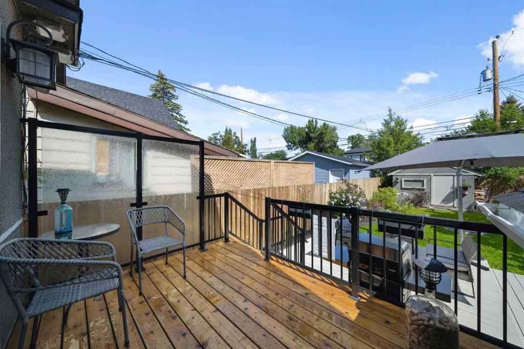 MLS® A2229333 - 412 17 Avenue NW in Mount Pleasant Calgary, Residential