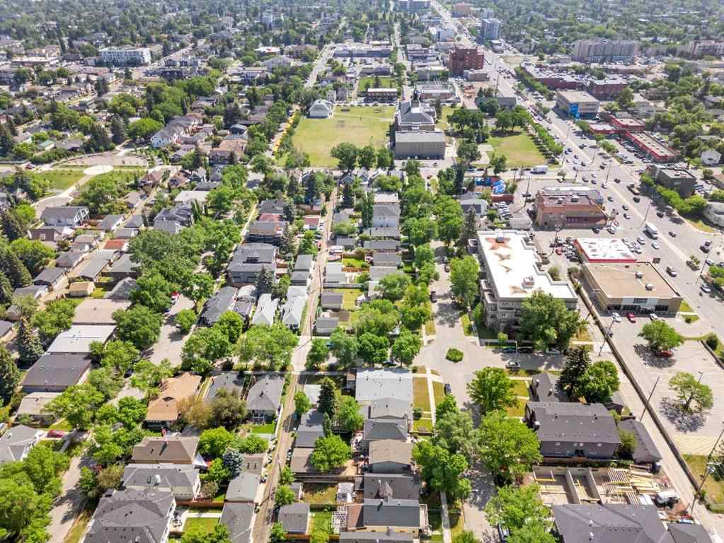 MLS® A2229333 - 412 17 Avenue NW in Mount Pleasant Calgary, Residential
