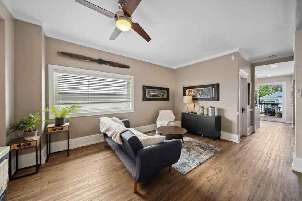 MLS® A2229333 - 412 17 Avenue NW in Mount Pleasant Calgary, Residential