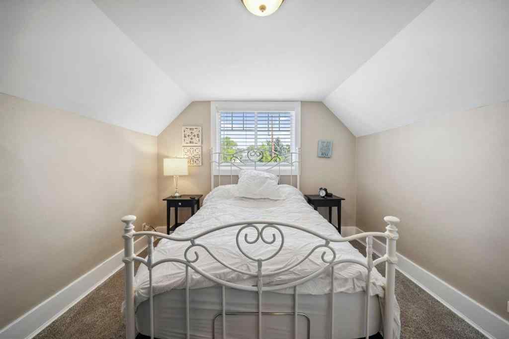MLS® A2229333 - 412 17 Avenue NW in Mount Pleasant Calgary, Residential