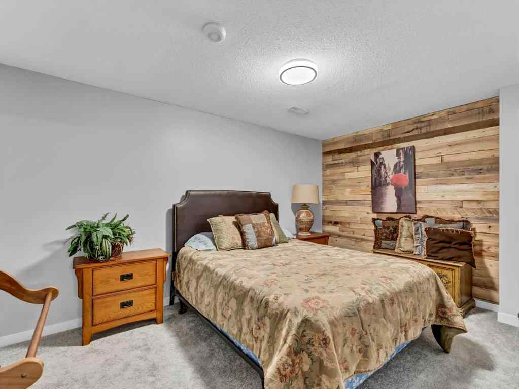 MLS® A2229352 - Unit #1 1165 16 Street NE in Northeast Crescent Heights Medicine Hat, Residential