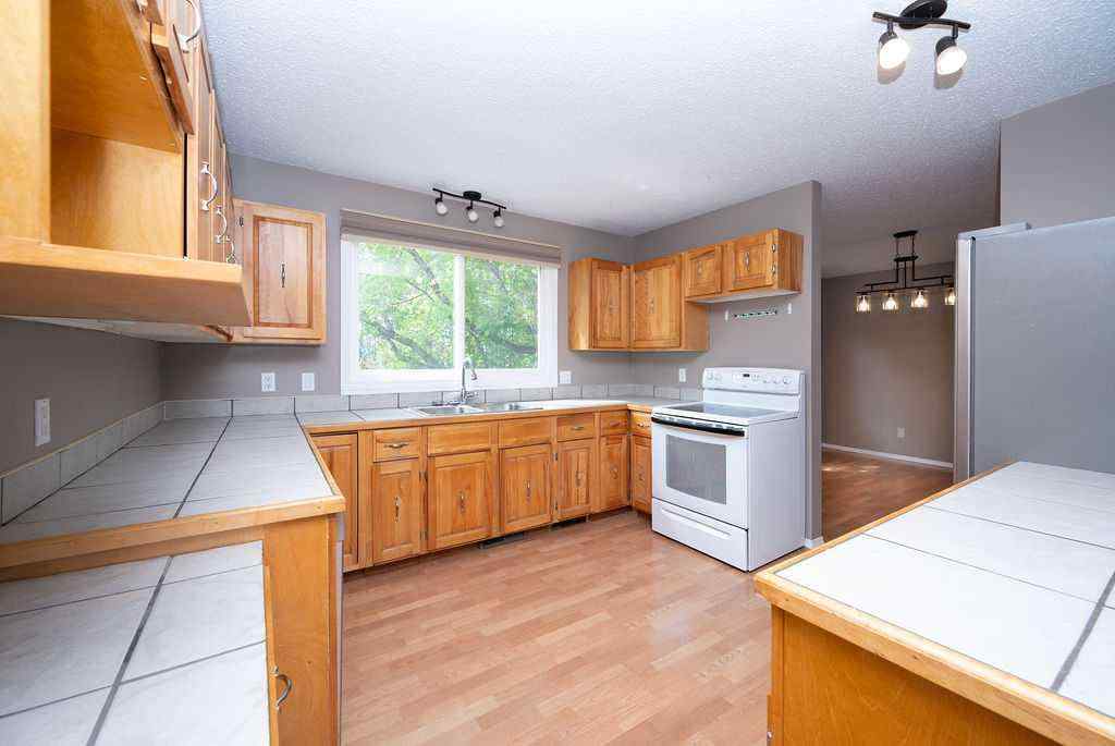 MLS® A2229355 - 5300 43 Avenue  in Athabasca Town Athabasca, Residential