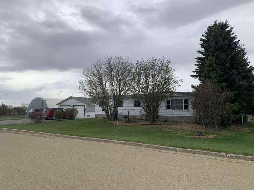 MLS® A2229402 - 4601 50 Avenue  in Daysland Daysland, Residential
