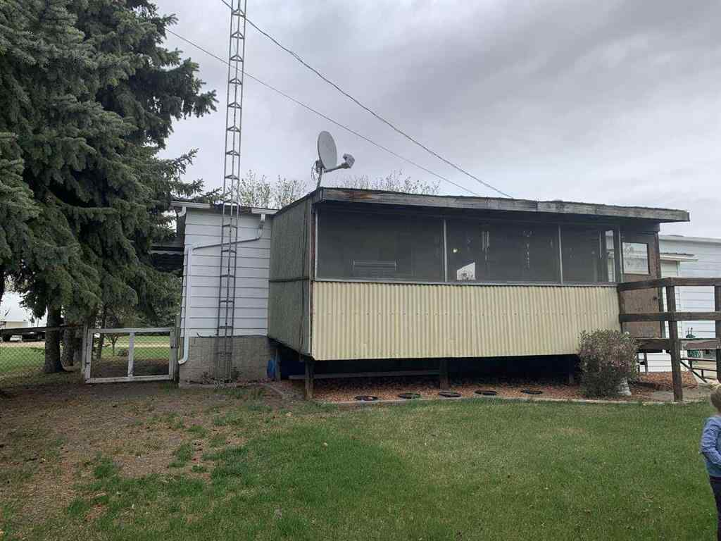 MLS® A2229402 - 4601 50 Avenue  in Daysland Daysland, Residential