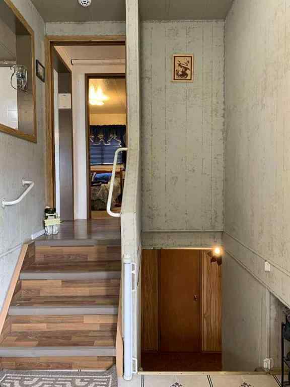 MLS® A2229402 - 4601 50 Avenue  in Daysland Daysland, Residential