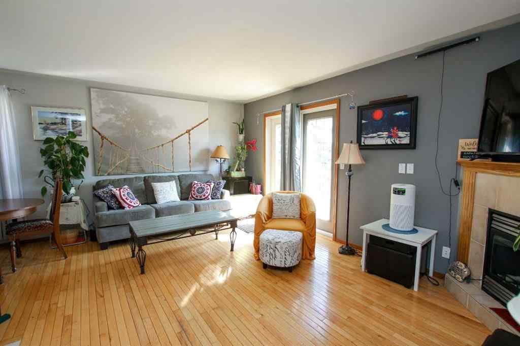 MLS® A2229423 - Unit #1 4622 44 Street  in Palo Sylvan Lake, Residential