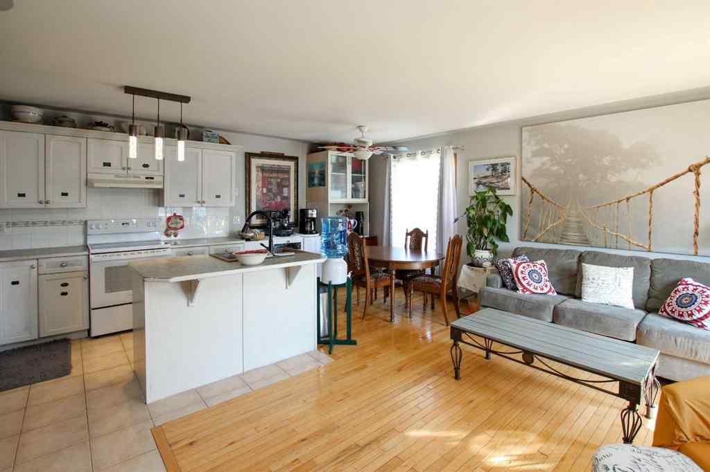 MLS® A2229423 - Unit #1 4622 44 Street  in Palo Sylvan Lake, Residential