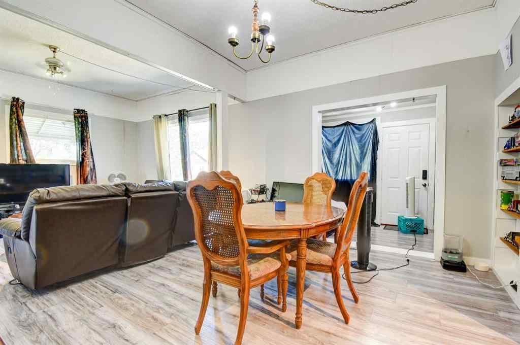 MLS® A2229446 - 4823 51 Street  in NONE Clive, Residential