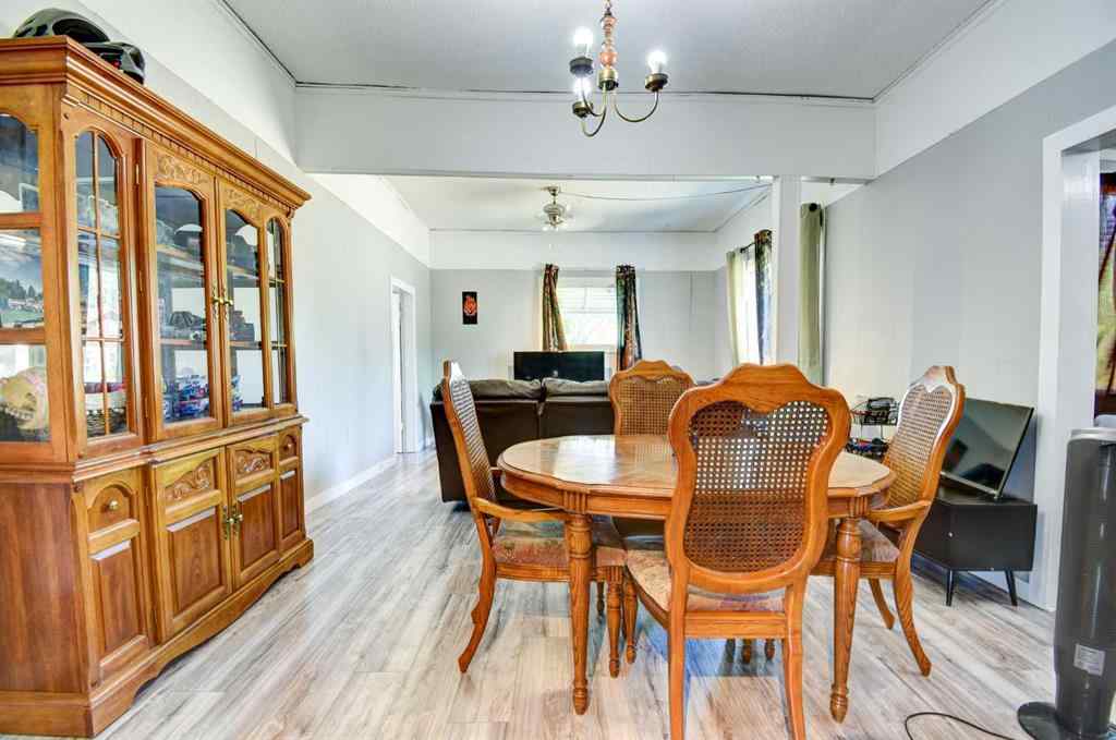 MLS® A2229446 - 4823 51 Street  in NONE Clive, Residential