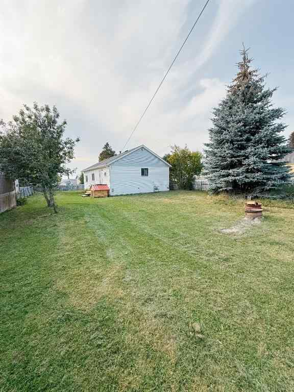 MLS® A2229450 - 4515 47 Street  in NONE Rocky Mountain House, Residential