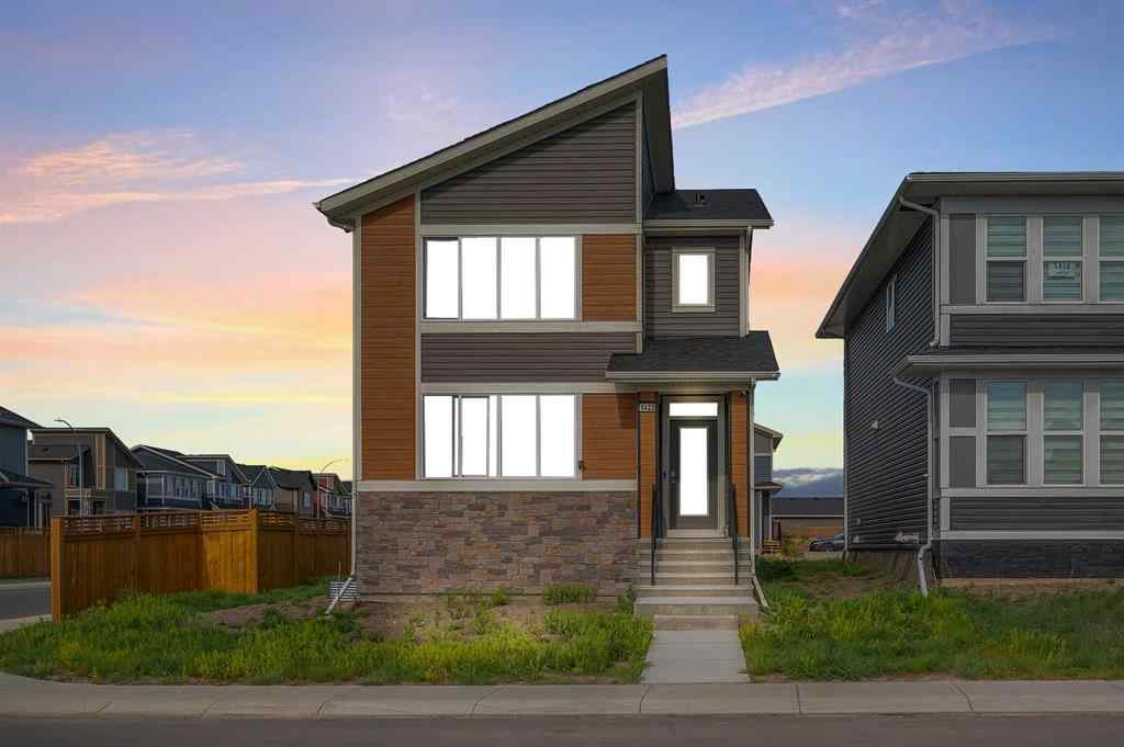 MLS® A2229457 - 1422 Midtown Link SW in Midtown Airdrie, Residential