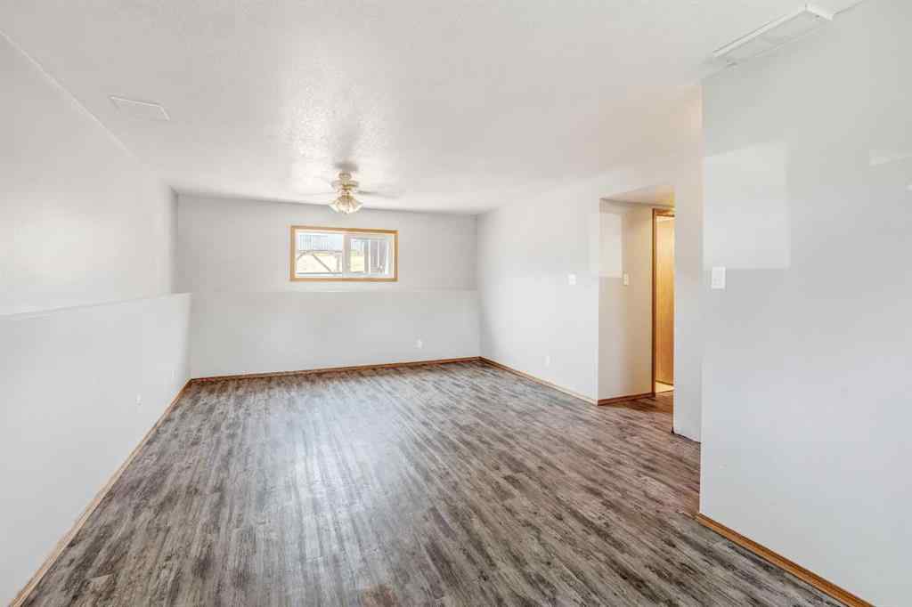 MLS® A2229483 - 199 Mt Crandell Crescent W in Mountain Heights Lethbridge, Residential